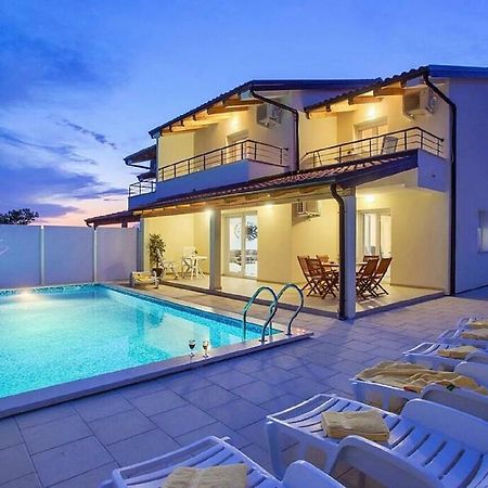 Villa Sanja Plovanija 외부 사진